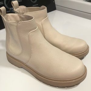 Cat and Jack Chelsea Boots